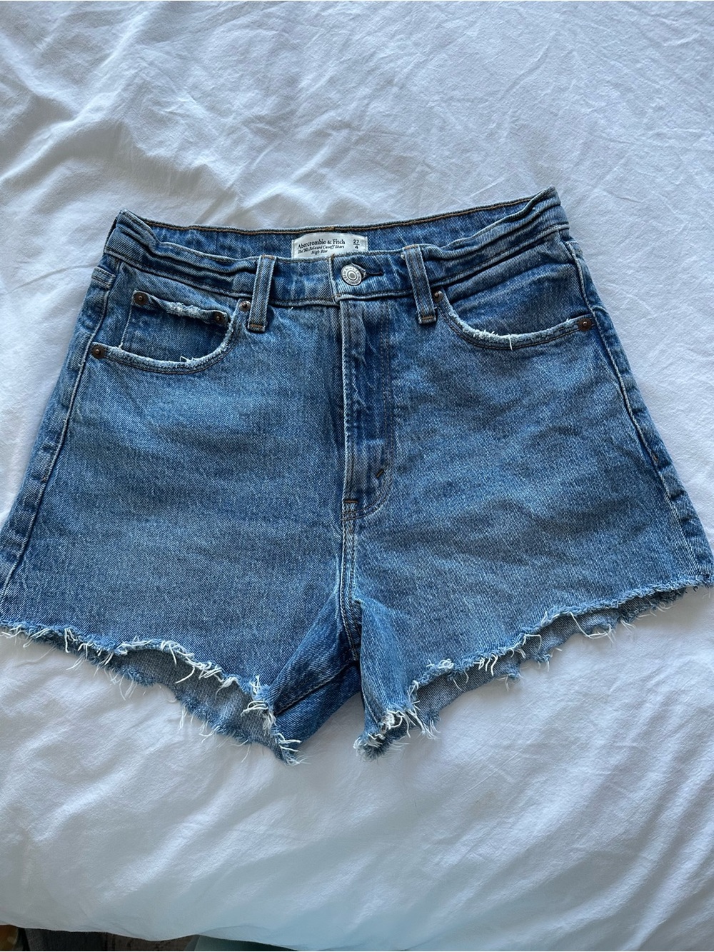 A&F 90s Relaxed Cutoff Denim Shorts